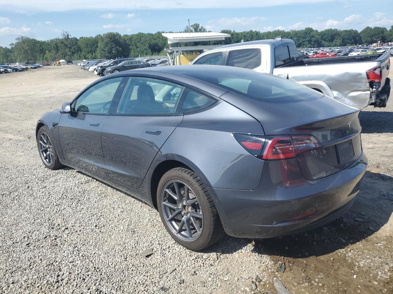 5YJ3E1EB8MF044706 2021 TESLA MODEL 3 - Image 2