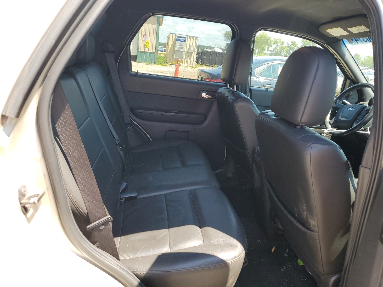 1FMCU0E75AKB09031 2010 Ford Escape Limited