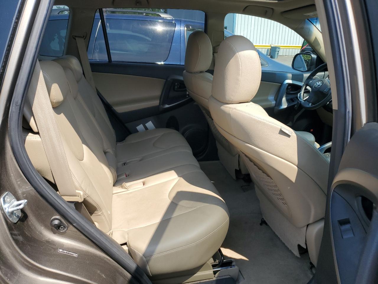 2009 Toyota Rav4 Limited VIN: JTMBF31V395005745 Lot: 64138254