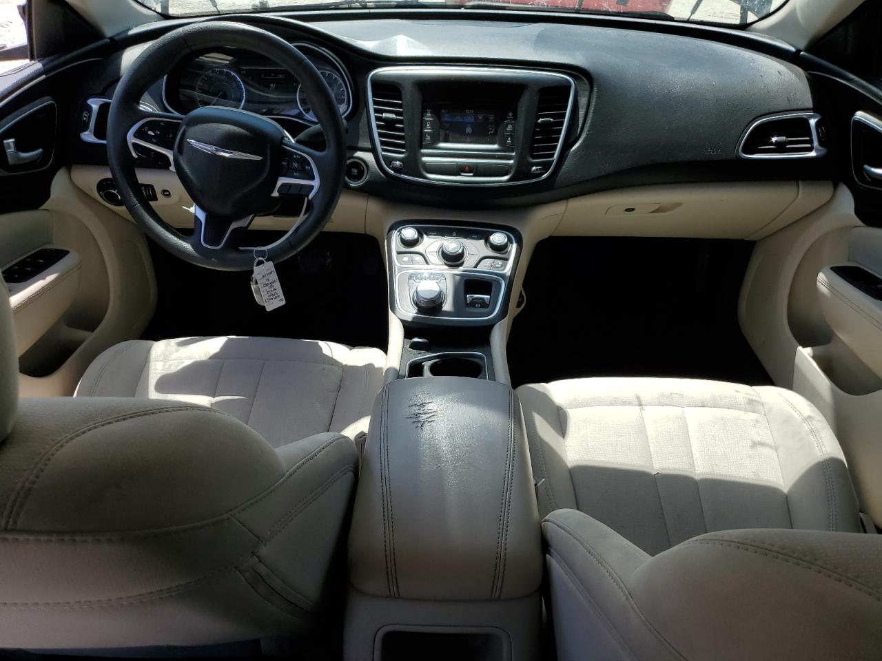 2015 Chrysler 200 Limited VIN: 1C3CCCAB6FN739962 Lot: 64490785