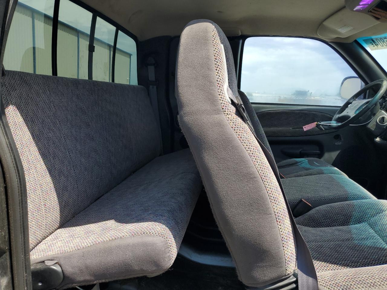 1998 Dodge Ram 1500 VIN: 3B7HC13Z7WG232660 Lot: 68275804