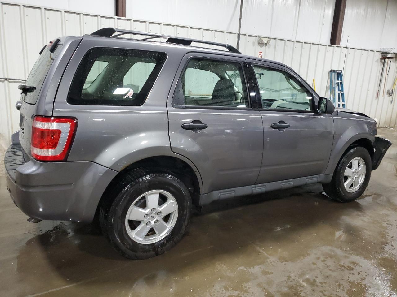 1FMCU0C77AKD43545 2010 Ford Escape Xls