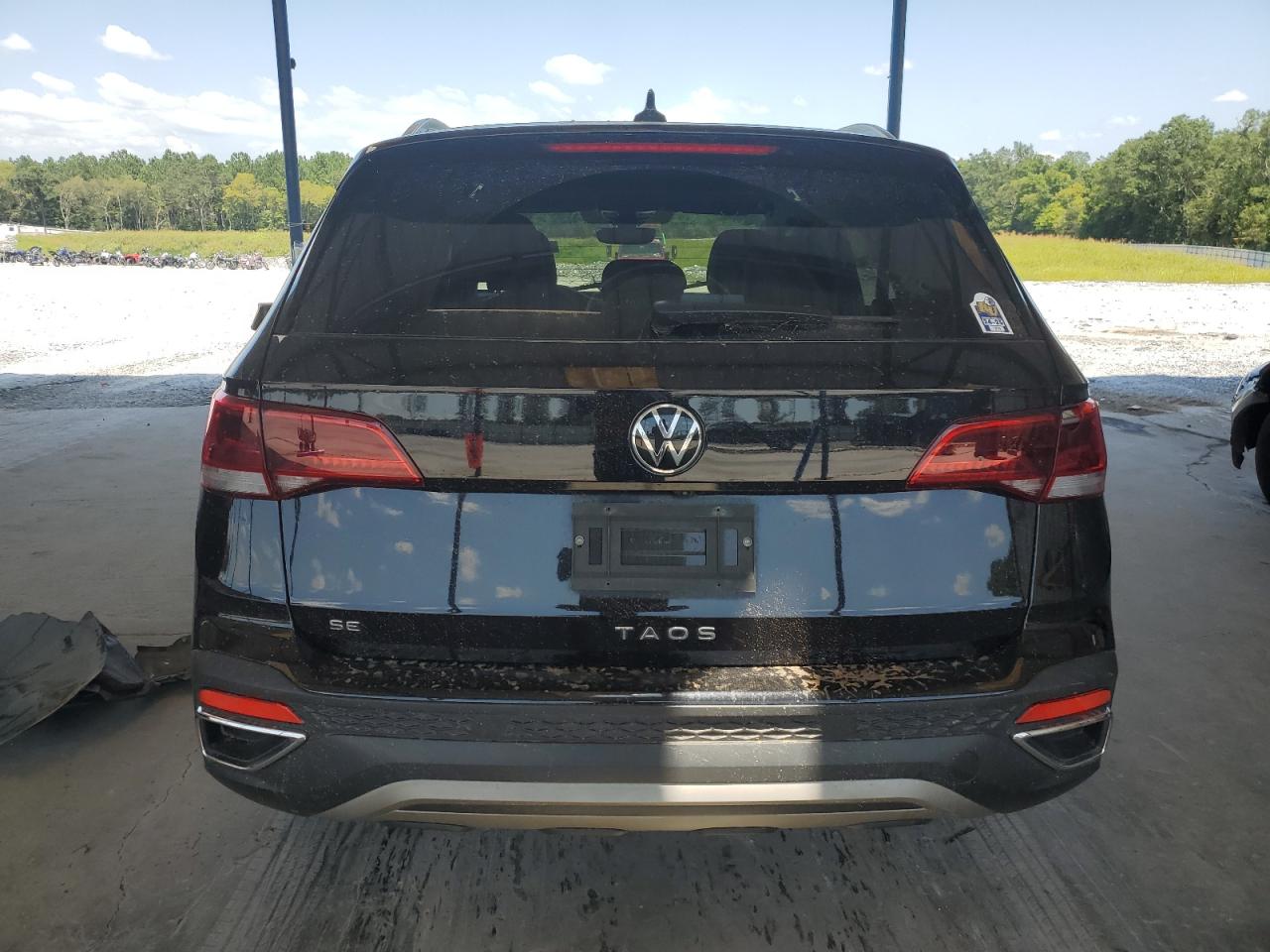 3VVEX7B24PM345596 2023 Volkswagen Taos Se