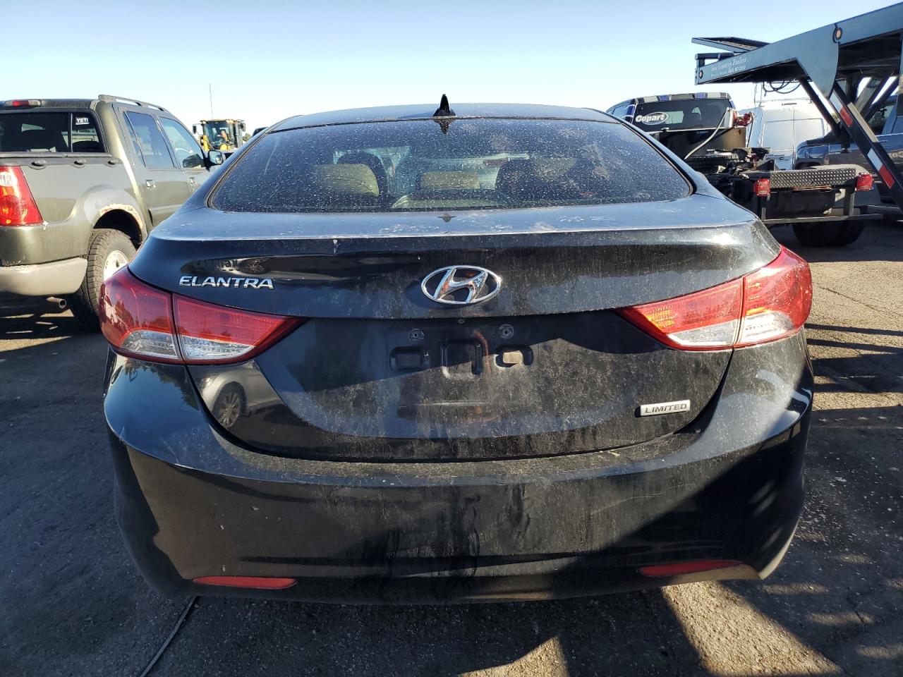 KMHDH4AE2CU273915 2012 Hyundai Elantra Gls