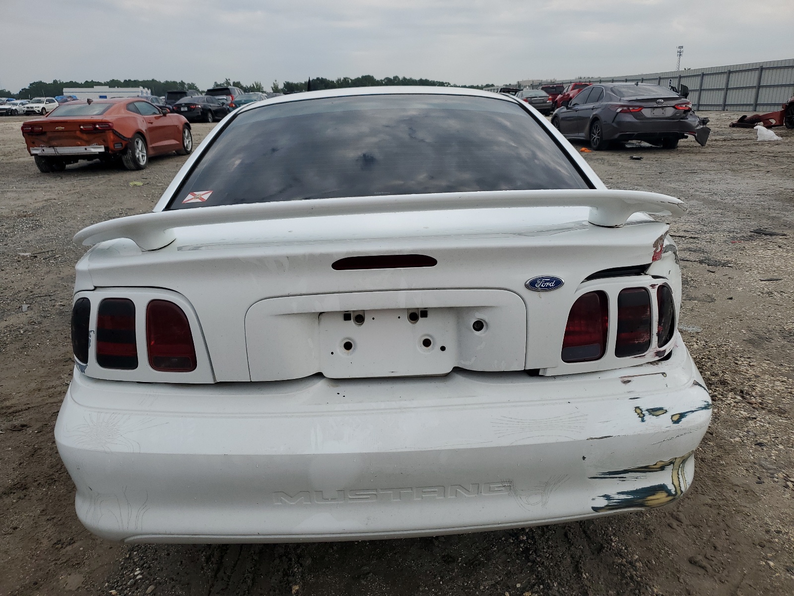 1FALP4040VF192534 1997 Ford Mustang