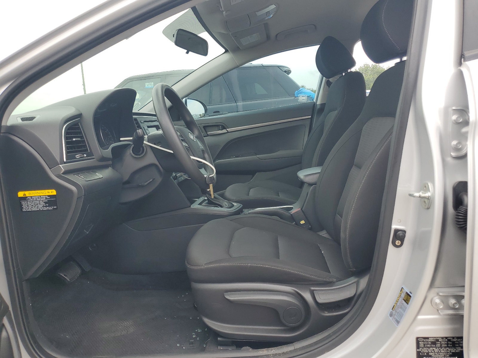 KMHD74LF9HU331454 2017 Hyundai Elantra Se