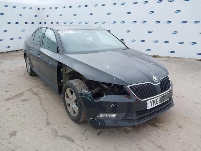 2018 SKODA SUPERB