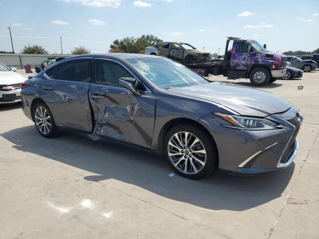 58AD21B13LU005590 Lexus ES300 ES 300H 4