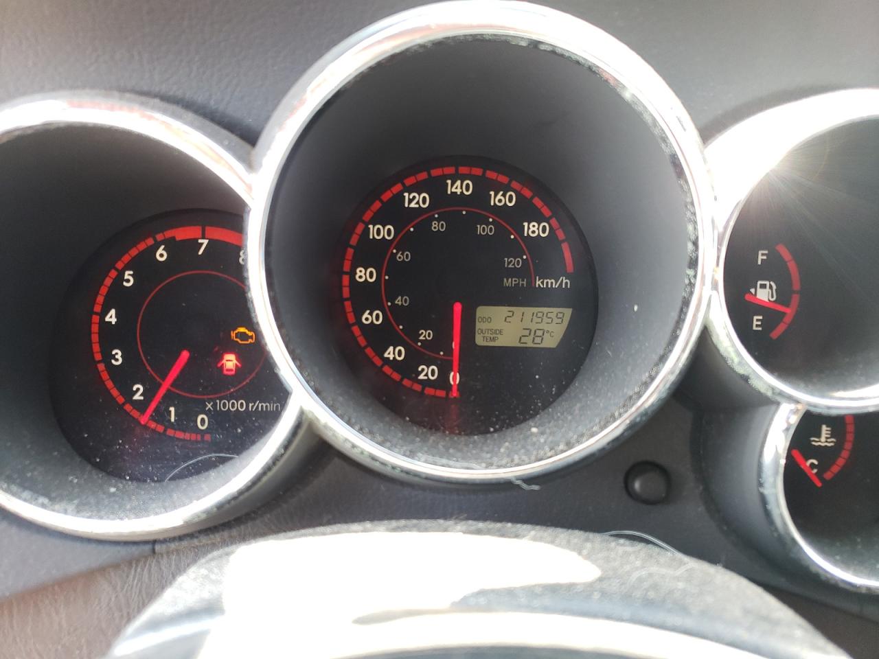 2004 Toyota Corolla Matrix Xr VIN: 2T1KR32E04C780912 Lot: 64655384