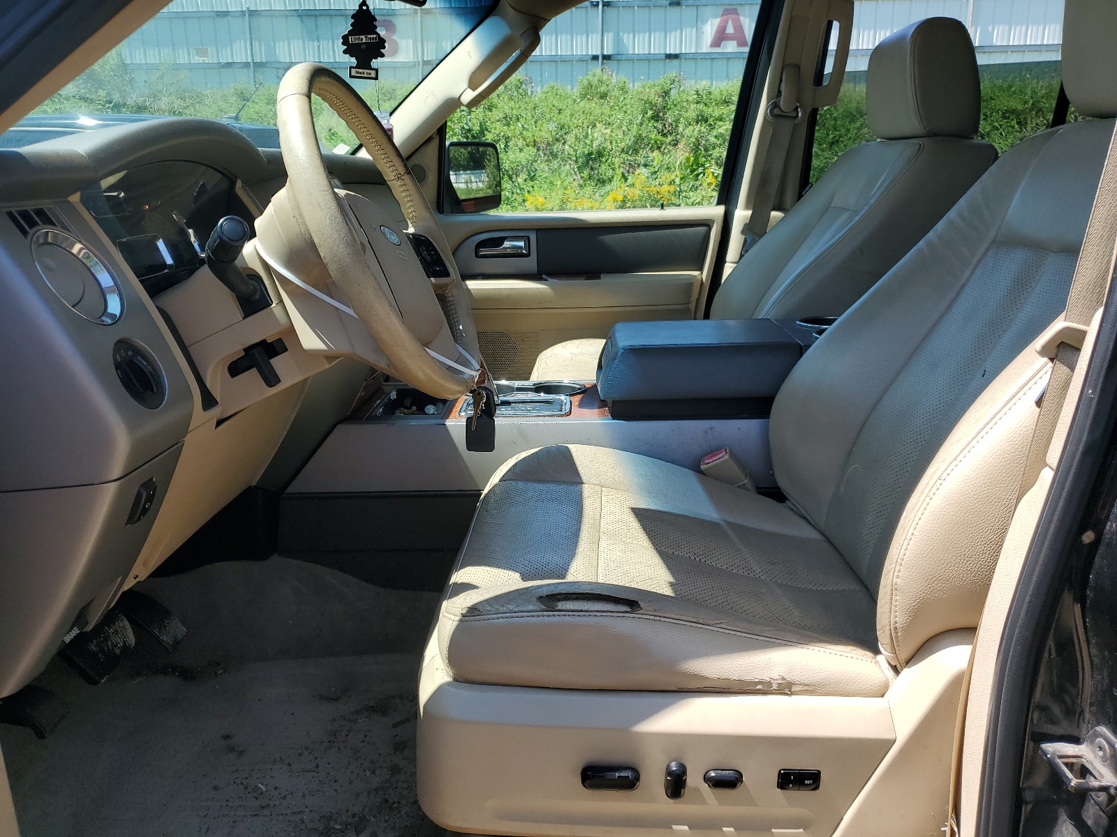 1FMFU18528LA33334 2008 Ford Expedition Eddie Bauer