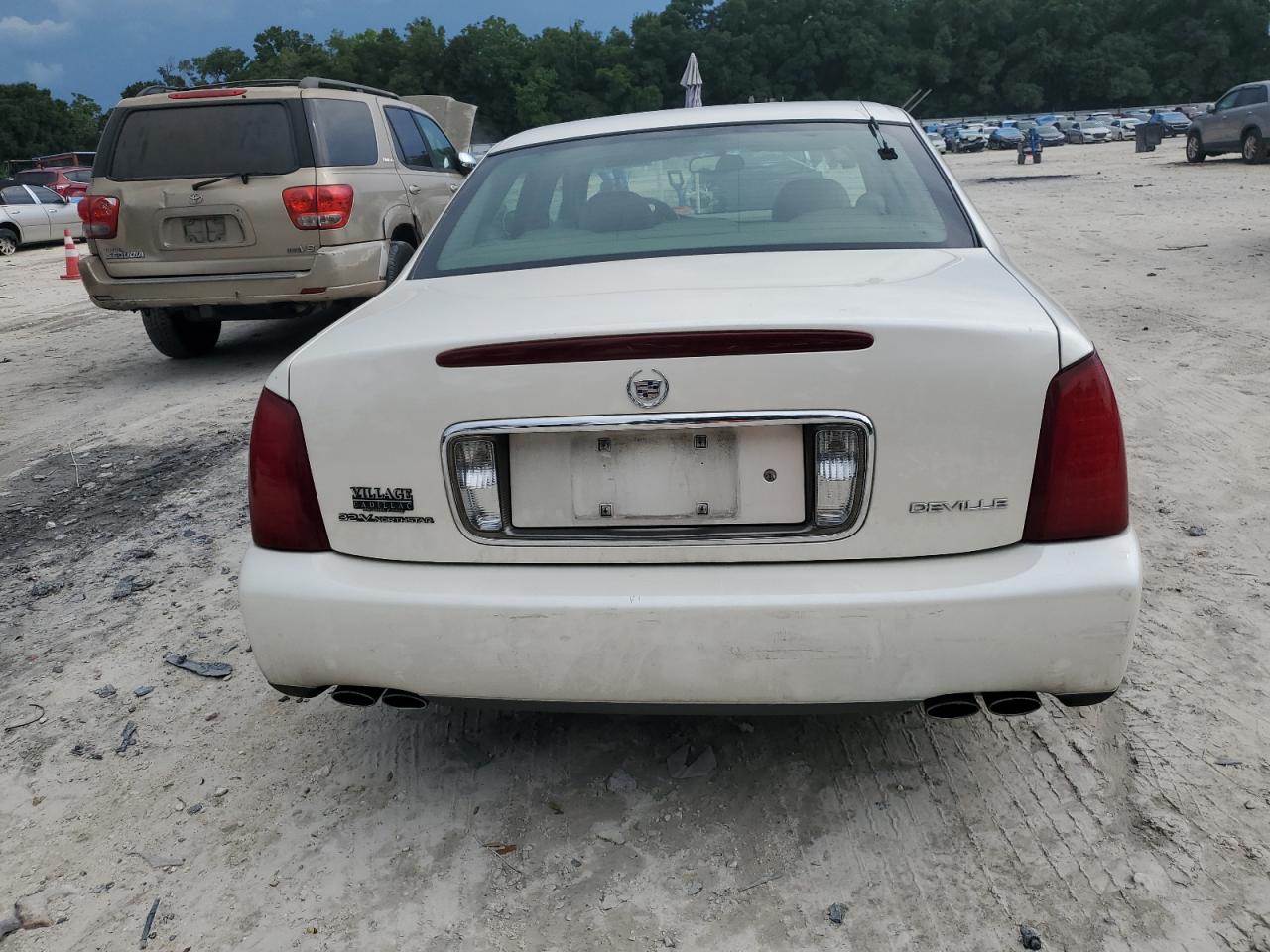 2002 Cadillac Deville VIN: 1G6KD54Y02U238410 Lot: 65353254