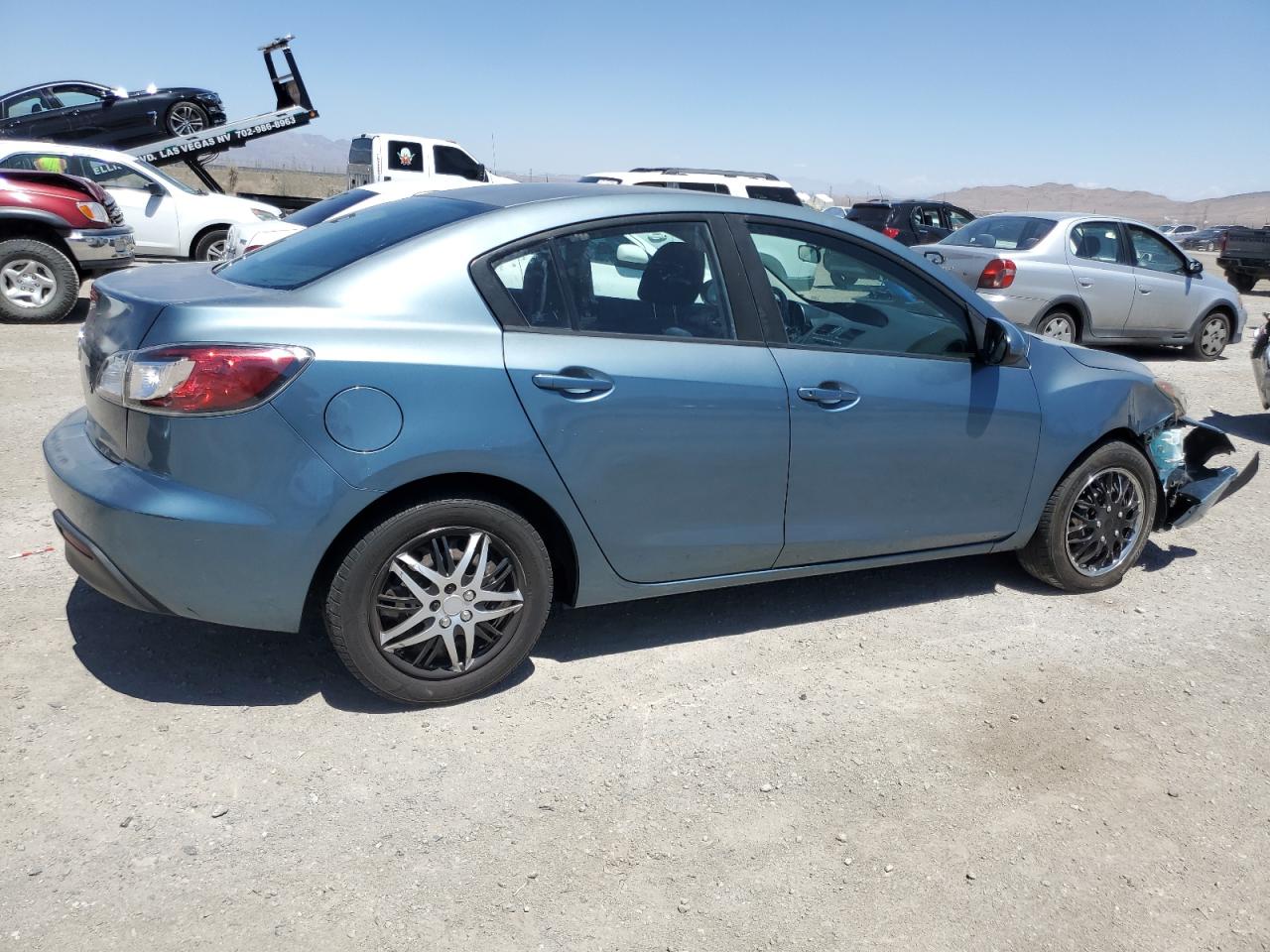 2011 Mazda 3 - Image 3