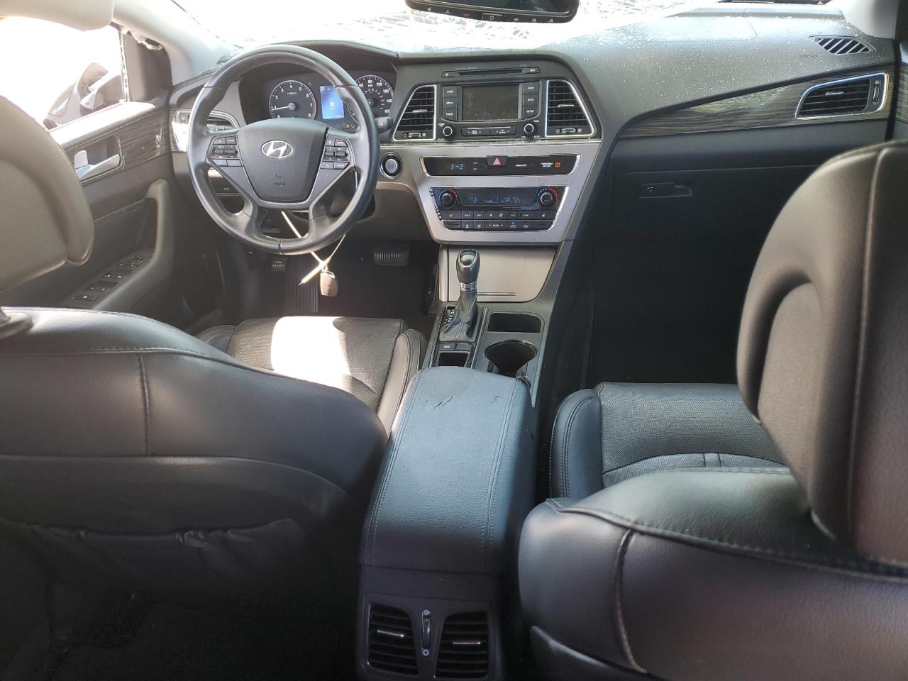 2015 Hyundai Sonata - Image 8