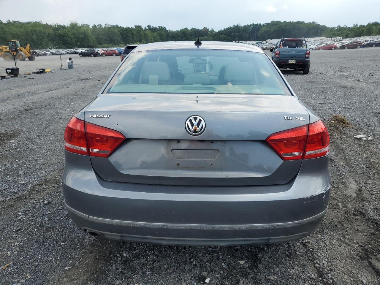 1VWCN7A37EC046847 2014 Volkswagen Passat Sel