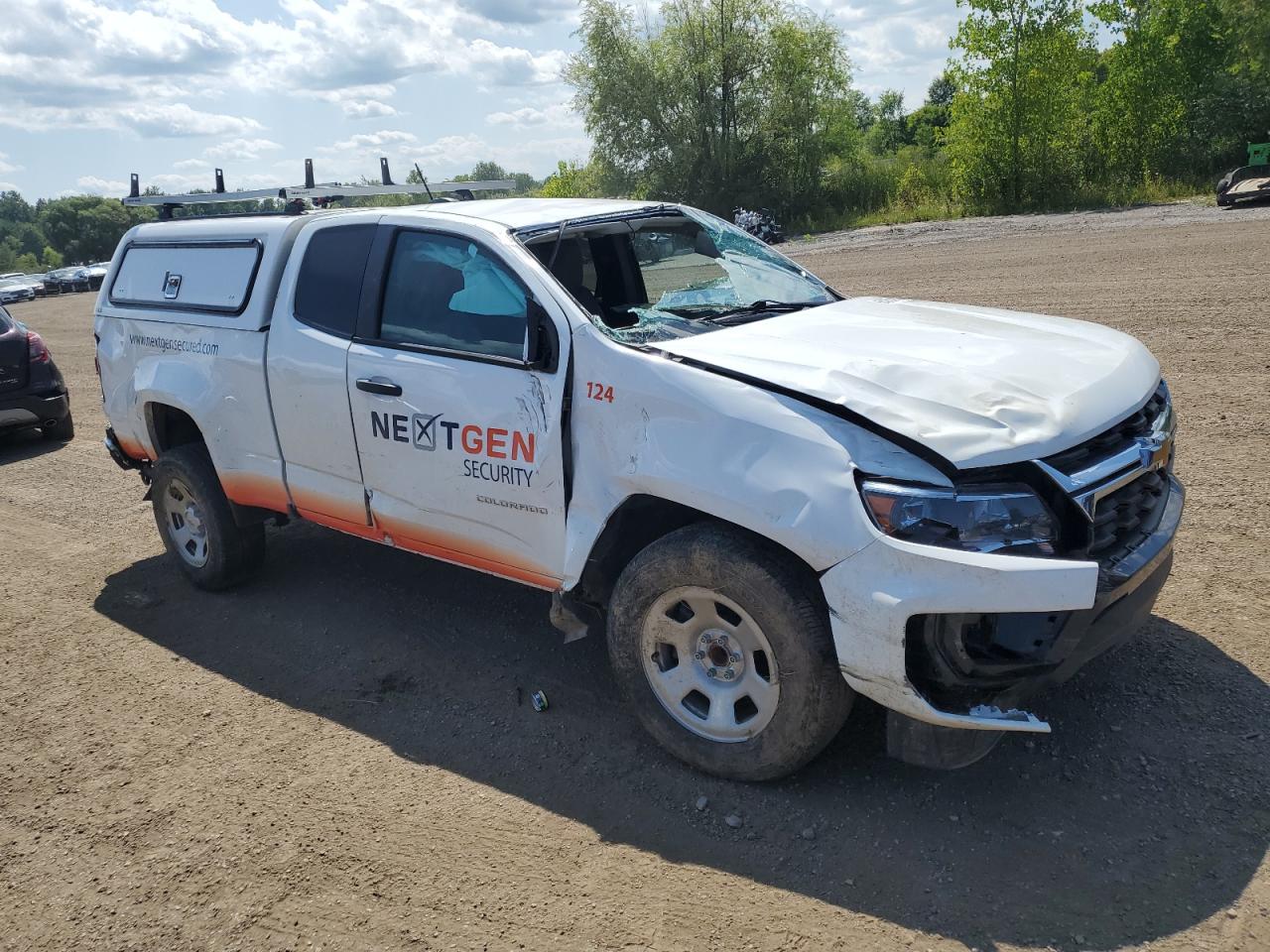 2022 Chevrolet Colorado - Image 4