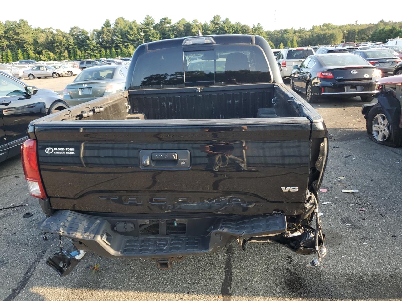 2017 Toyota Tacoma Double Cab VIN: 5TFCZ5AN2HX094105 Lot: 68063984