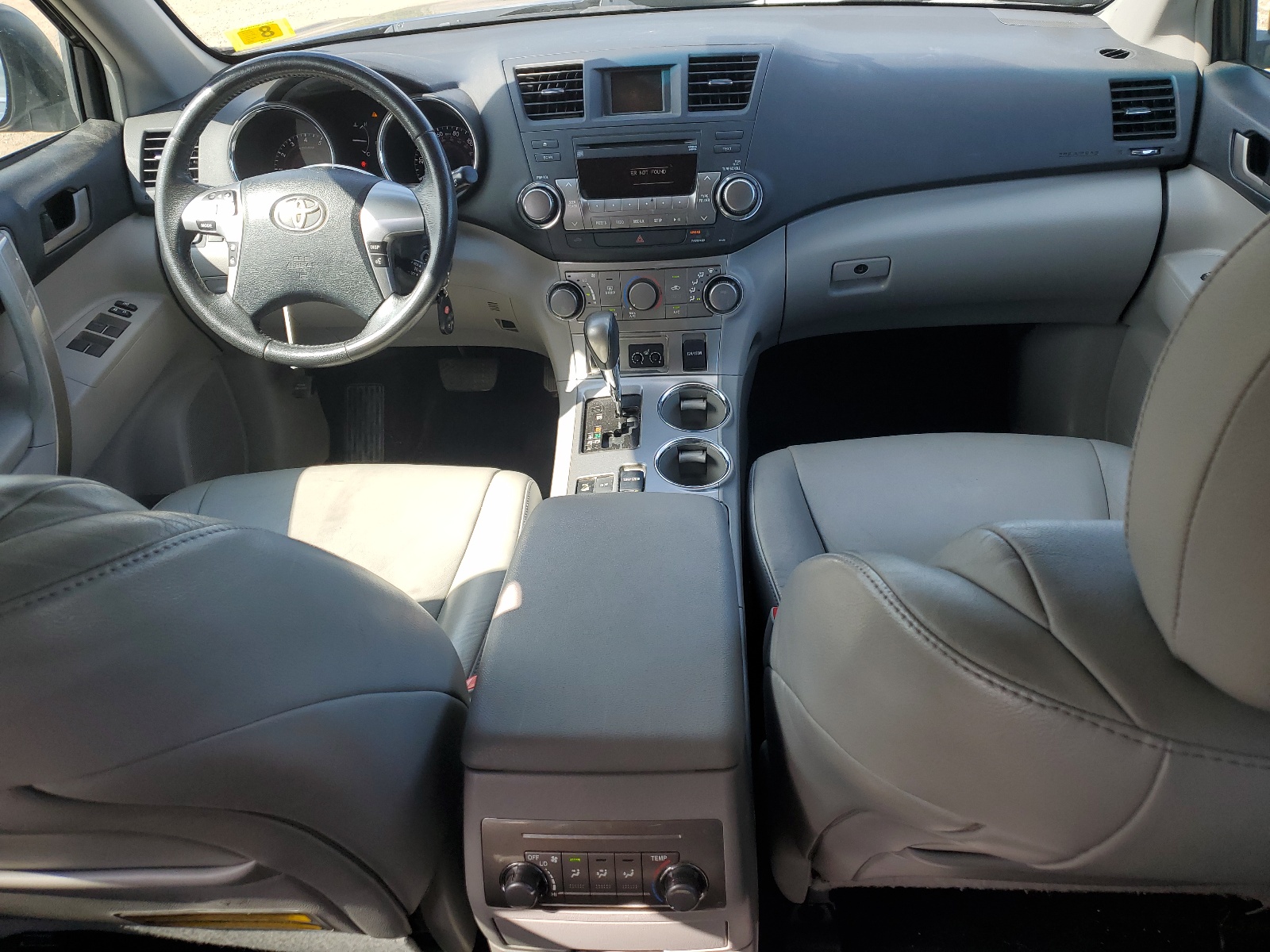 5TDBK3EH9BS088405 2011 Toyota Highlander Base