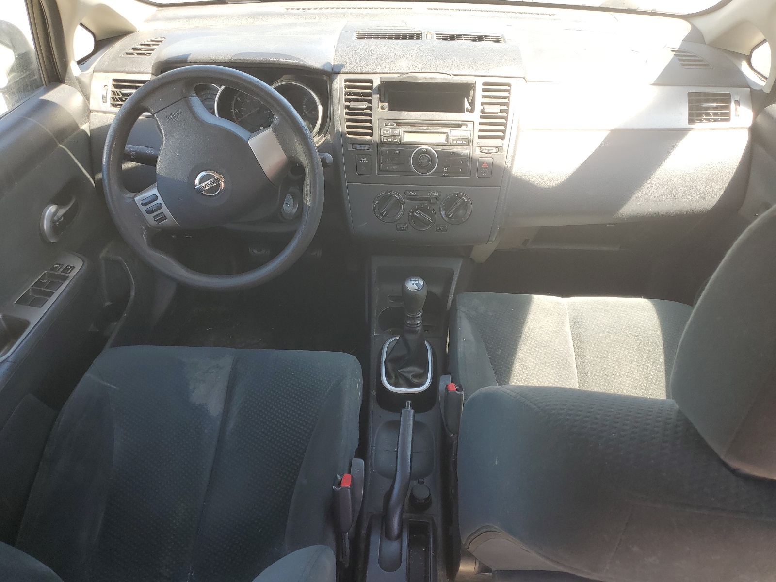 3N1BC1AP1AL380748 2010 Nissan Versa S