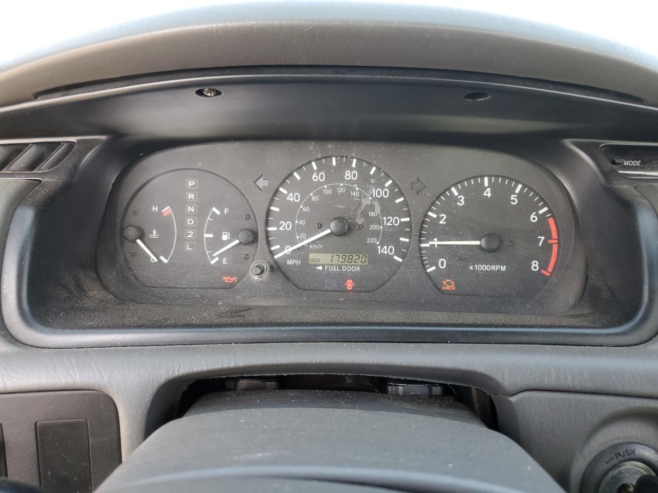 2000 Toyota Camry Le VIN: JT2BG28K8Y0408112 Lot: 66302734