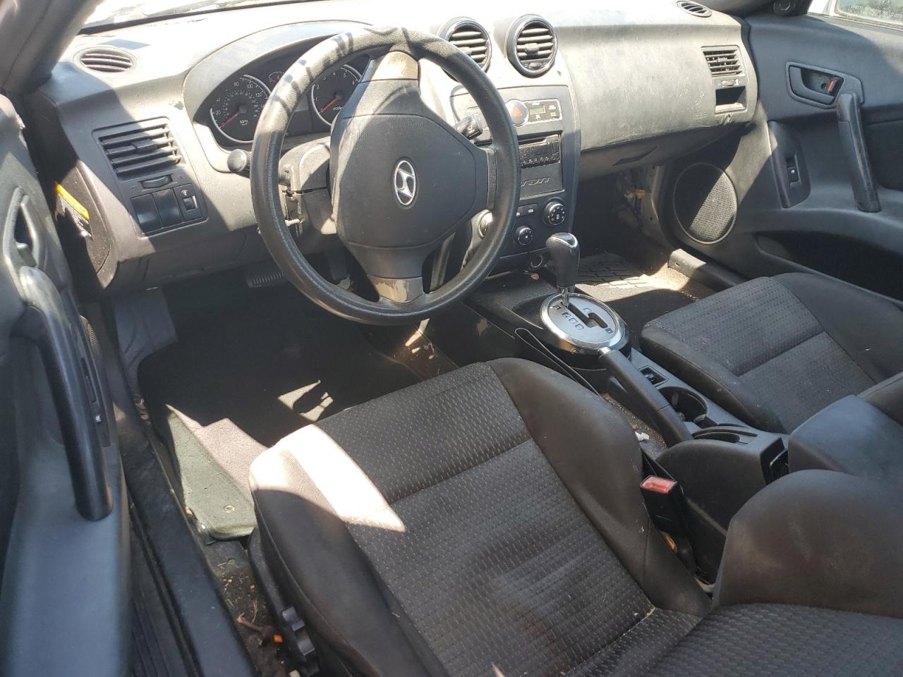 2008 Hyundai Tiburon Gs VIN: KMHHM66D98U282367 Lot: 65973974