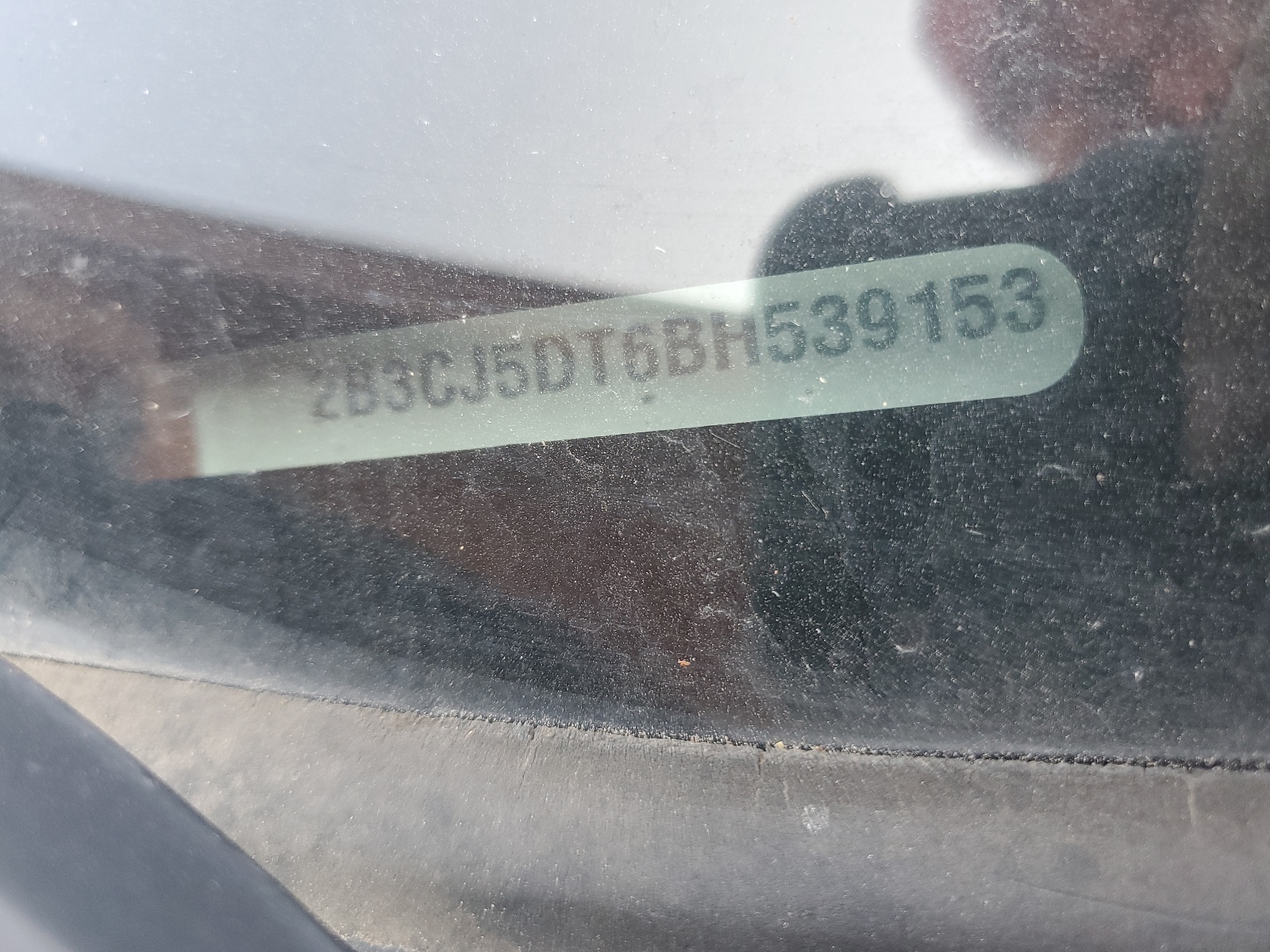 2B3CJ5DT6BH539153 2011 Dodge Challenger R/T