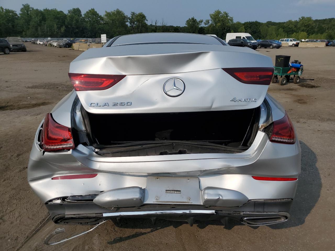 W1K5J4HB4NN263415 2022 Mercedes-Benz Cla 250 4Matic