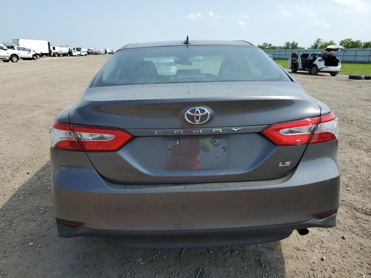 2020 Toyota Camry Le VIN: 4T1C11AKXLU503995 Lot: 68312284