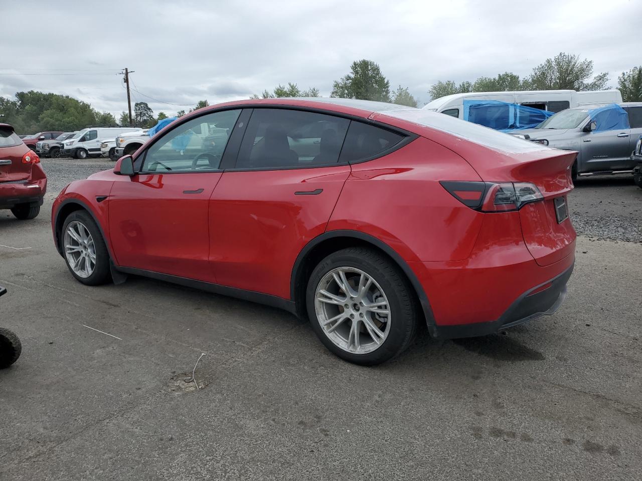 7SAYGDEE4PF889605 2023 TESLA MODEL Y - Image 2