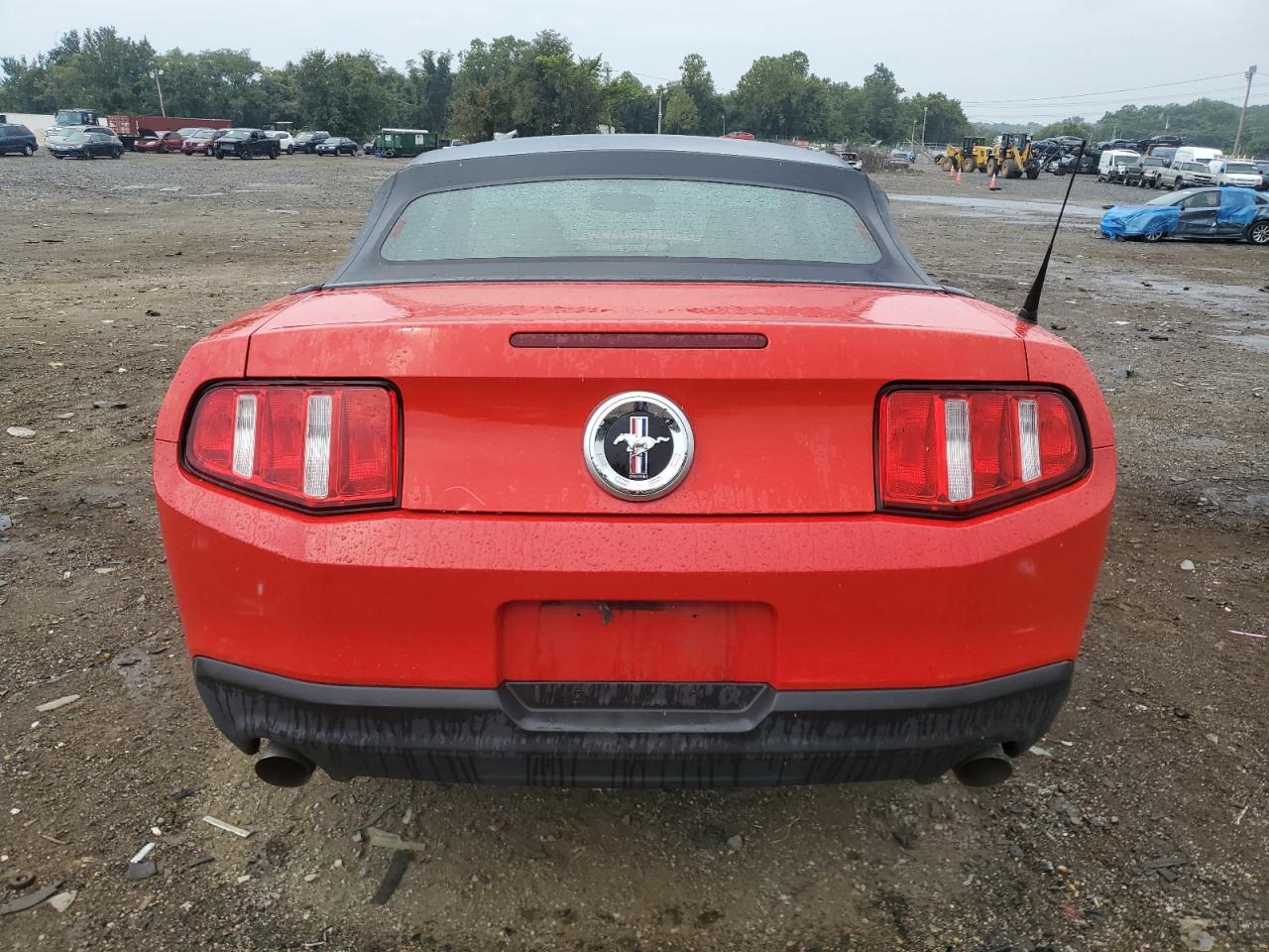 2011 Ford Mustang VIN: 1ZVBP8EM5B5153197 Lot: 69060814