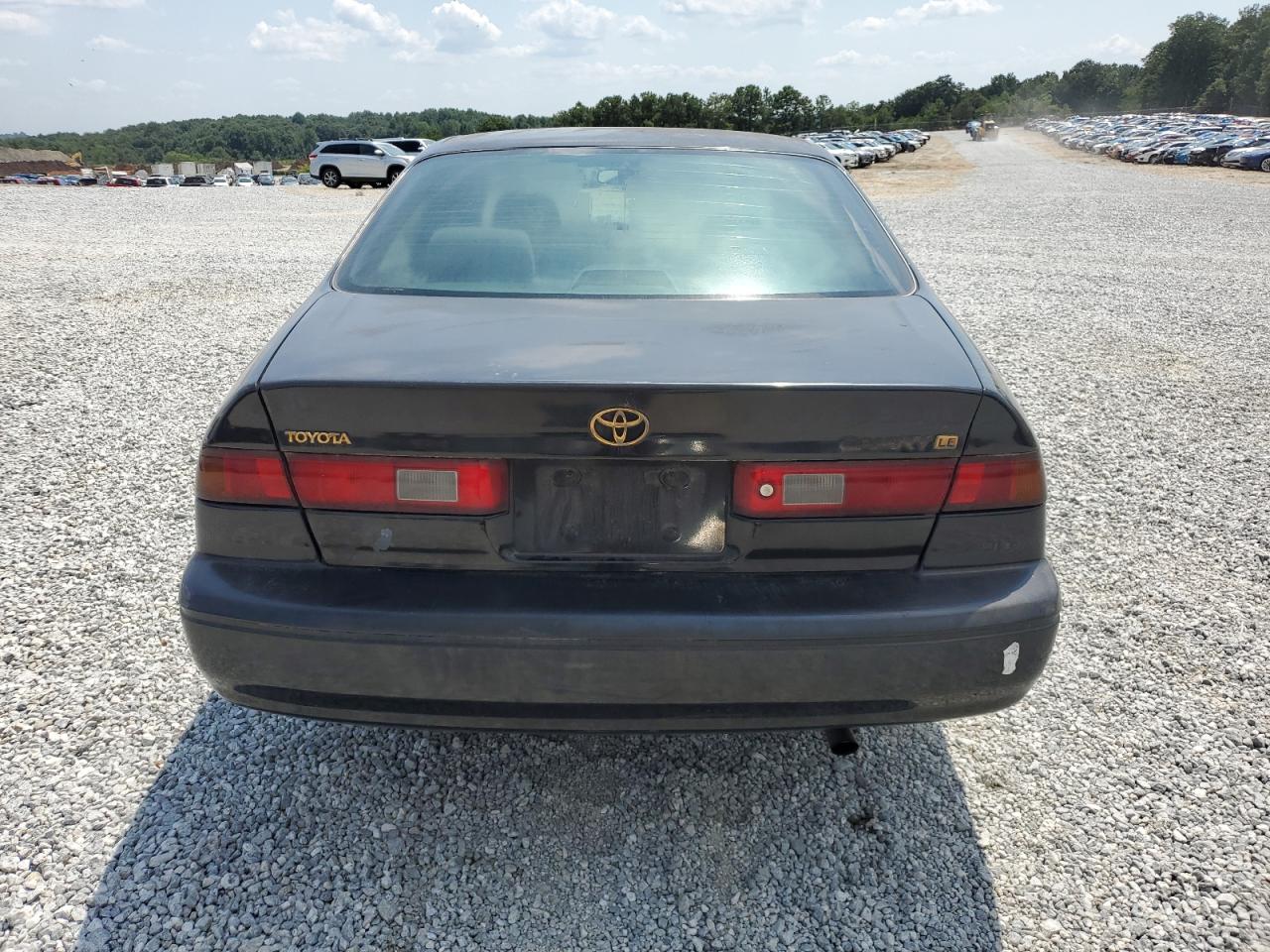 1999 Toyota Camry Ce VIN: 4T1BG22K1XU495807 Lot: 67215594