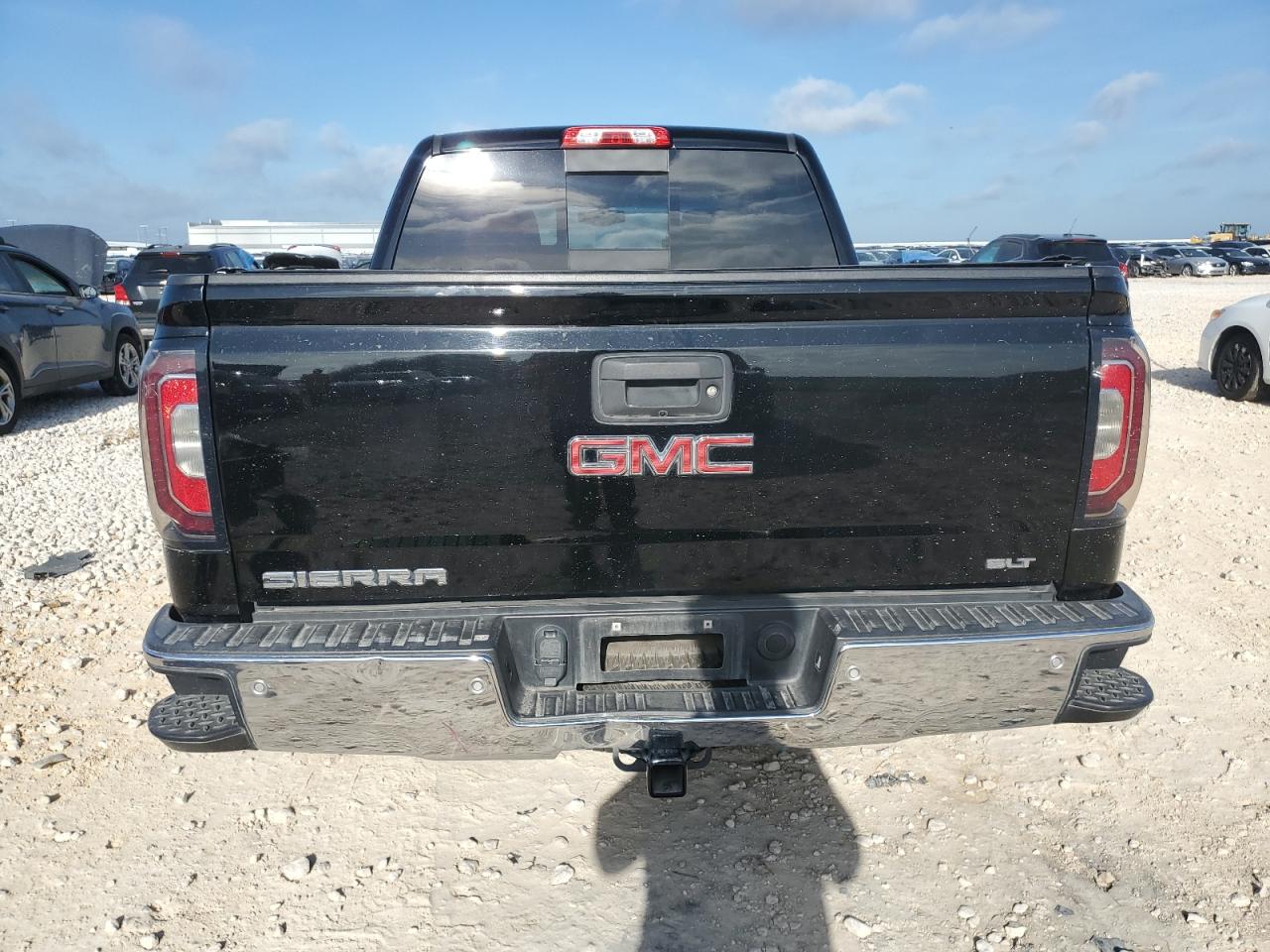 3GTP1NEC2JG195026 2018 GMC Sierra C1500 Slt