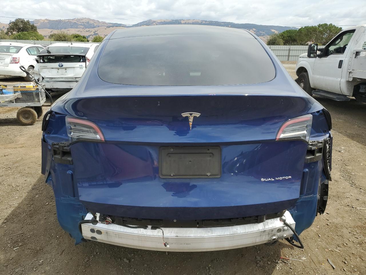 5YJYGAEE7MF205265 2021 Tesla Model Y