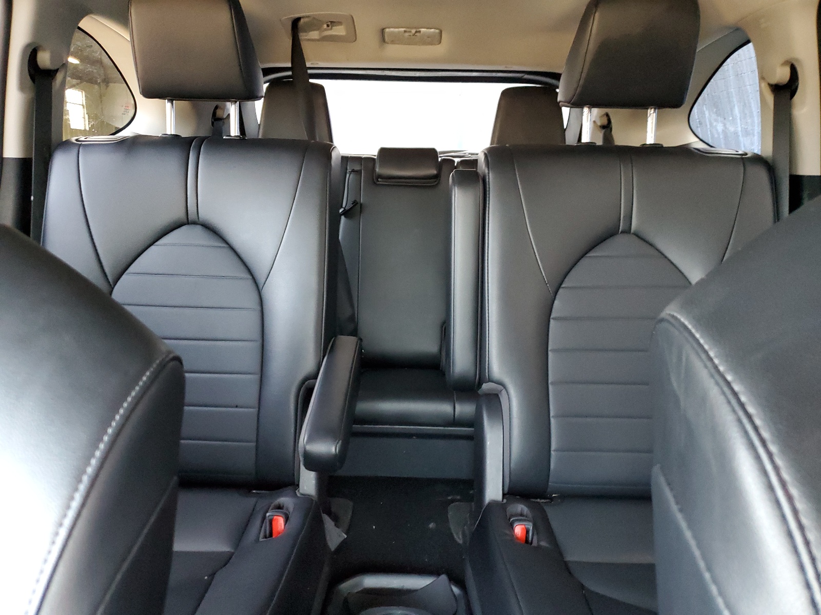 5TDGZRAHXNS094096 2022 Toyota Highlander Xle