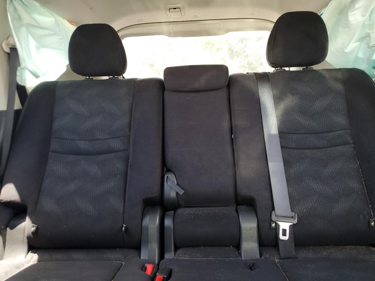 2016 Nissan Rogue S VIN: JN8AT2MT3GW012697 Lot: 65790944