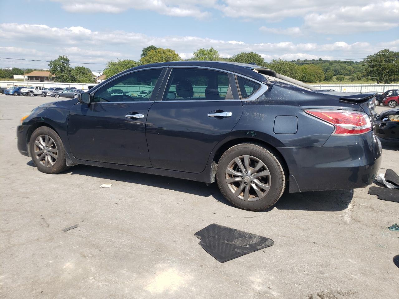 1N4AL3AP0FC223015 2015 NISSAN ALTIMA - Image 2