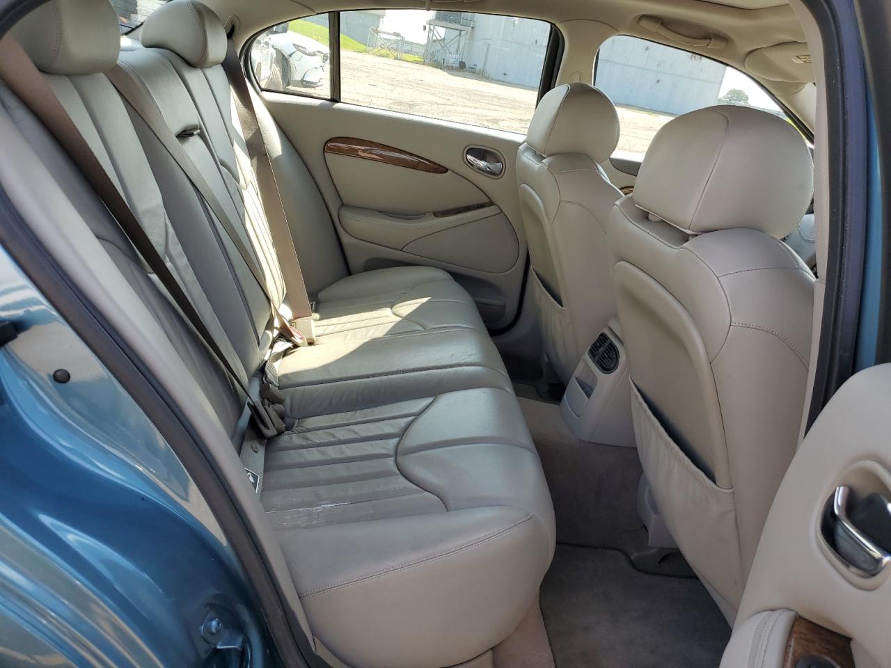 2000 Jaguar S-Type VIN: SAJDA01C5YFL67333 Lot: 68000274