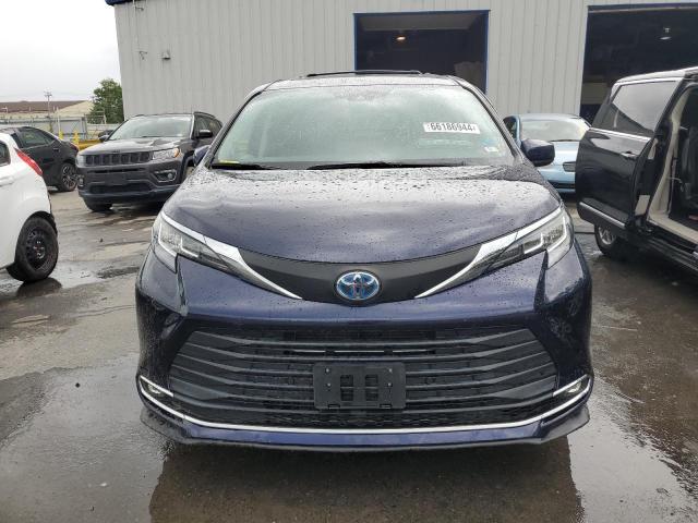 5TDJSKFC8MS022908 Toyota All Models SIENNA XLE 5