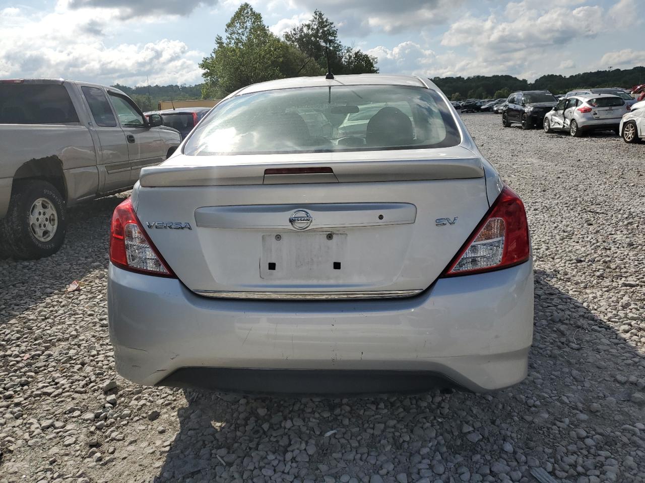 2017 Nissan Versa S VIN: 3N1CN7AP4HL882133 Lot: 65805964