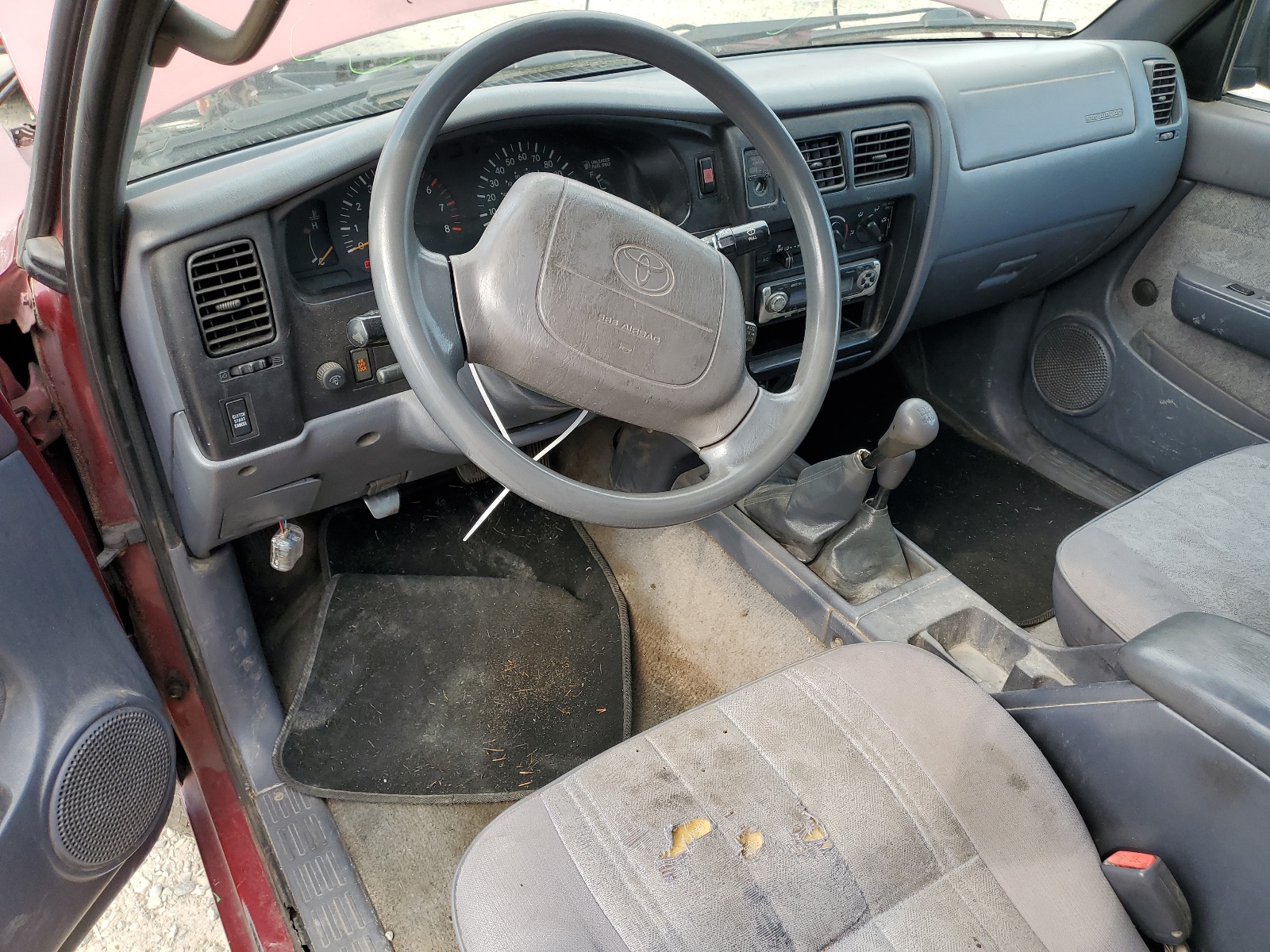 4TAWN72N3YZ640722 2000 Toyota Tacoma Xtracab