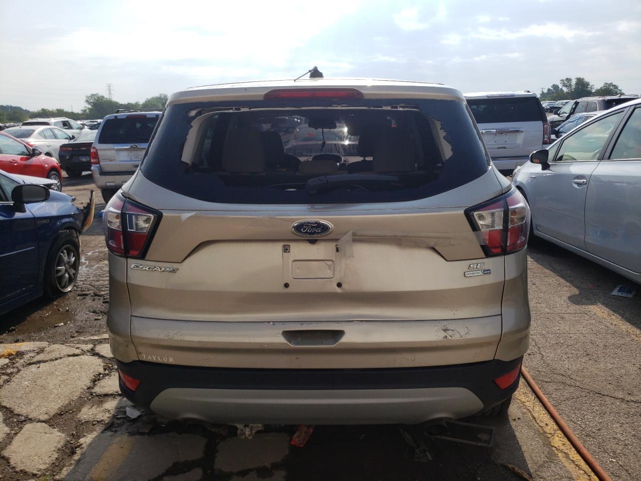 2017 Ford Escape Se VIN: 1FMCU9GD8HUD57134 Lot: 65725054