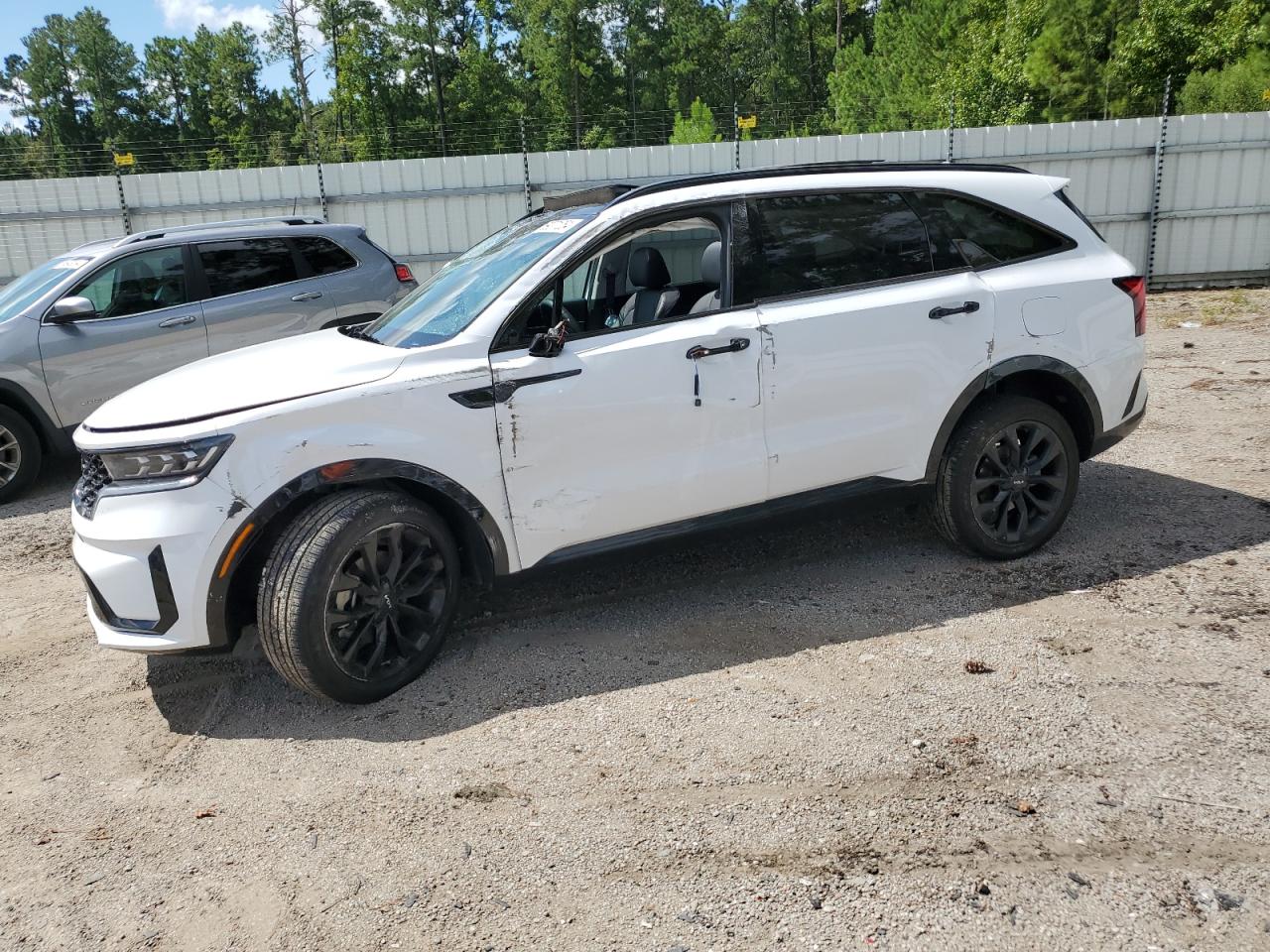 2023 Kia Sorento - Image 1