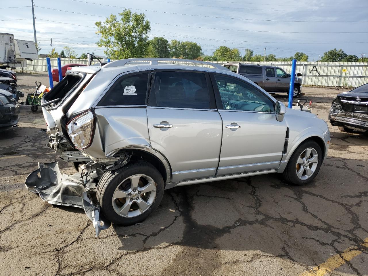 2014 Chevrolet Captiva - Image 3