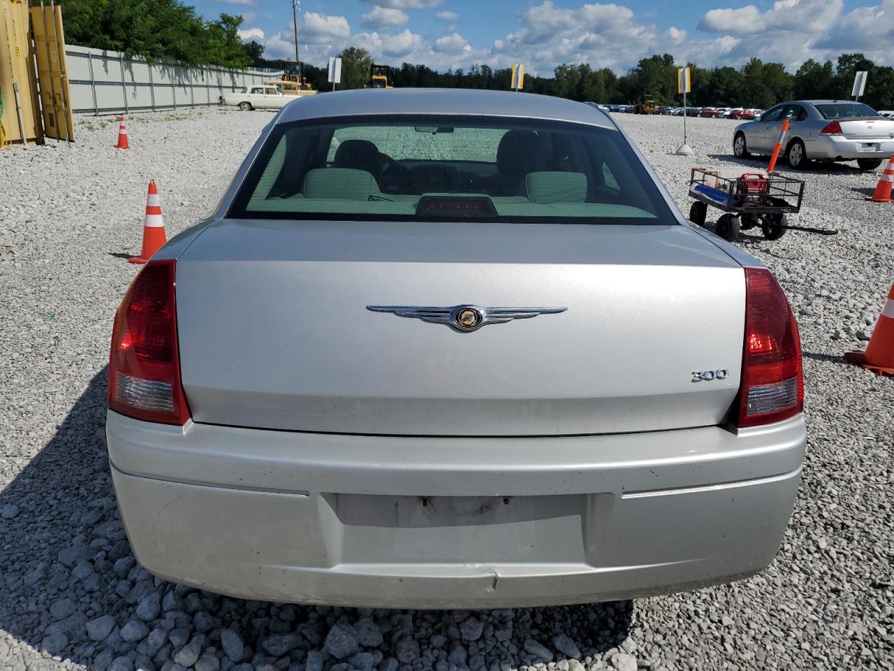 2007 Chrysler 300 VIN: 2C3LA43R37H838562 Lot: 66742204