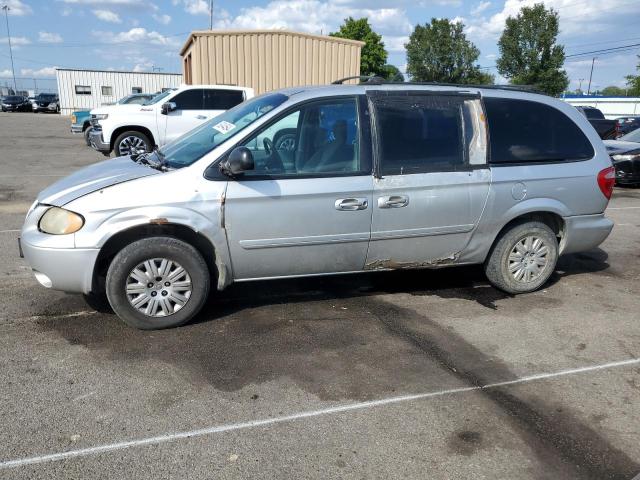 2006 Chrysler Town & Country Lx