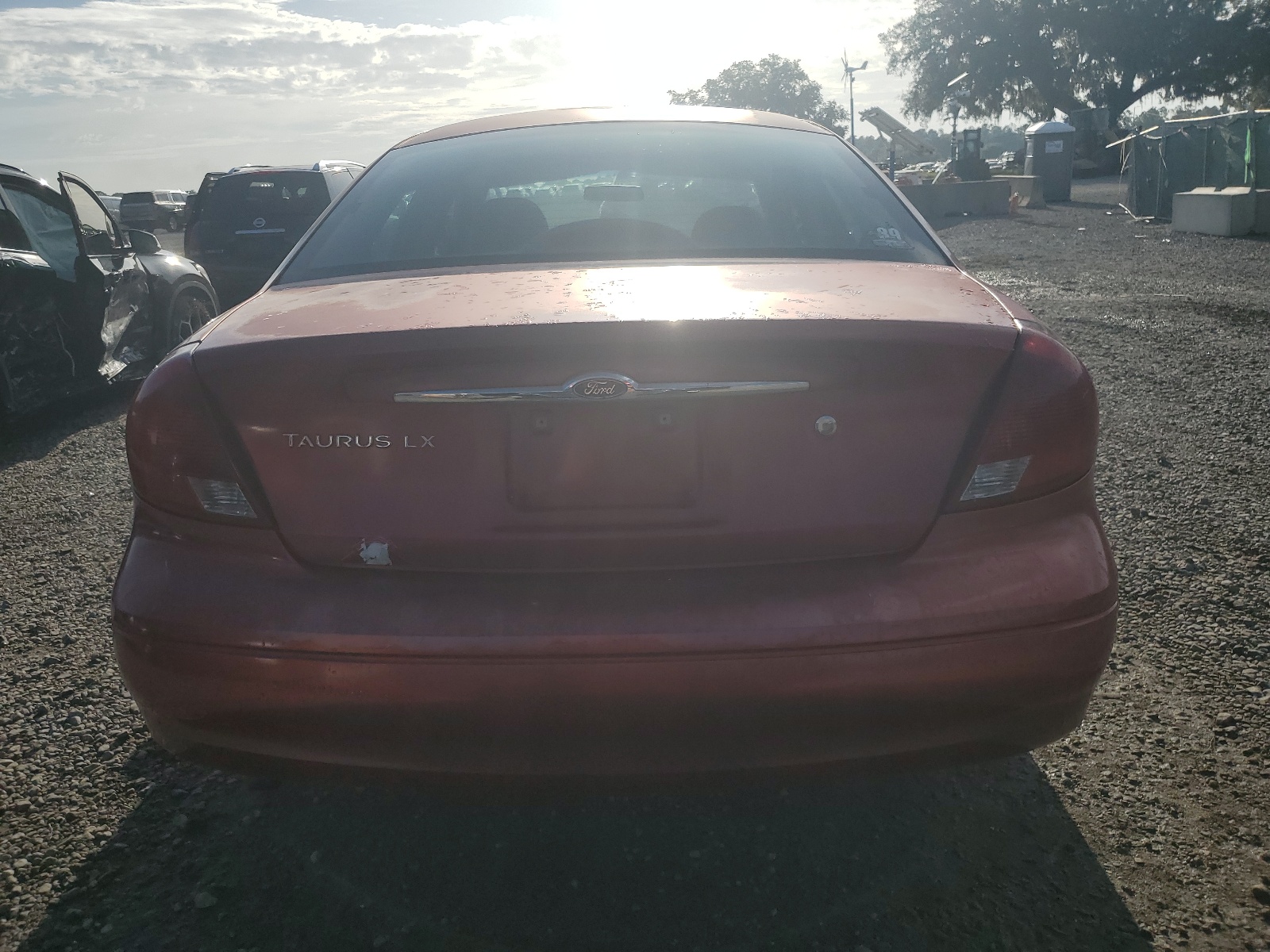 1FAFP52U4YA158503 2000 Ford Taurus Lx