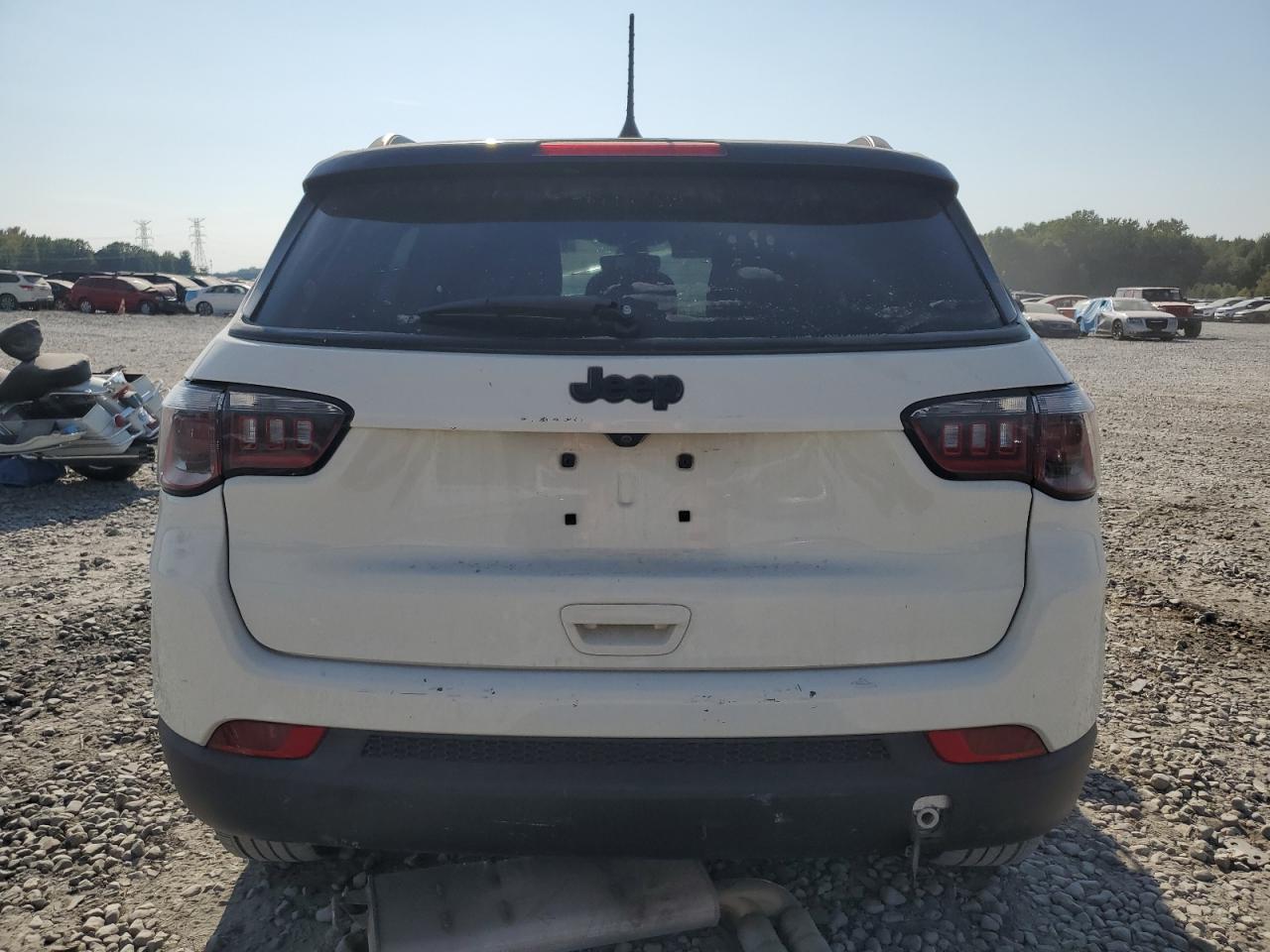 3C4NJCBB4KT613375 2019 Jeep Compass Latitude