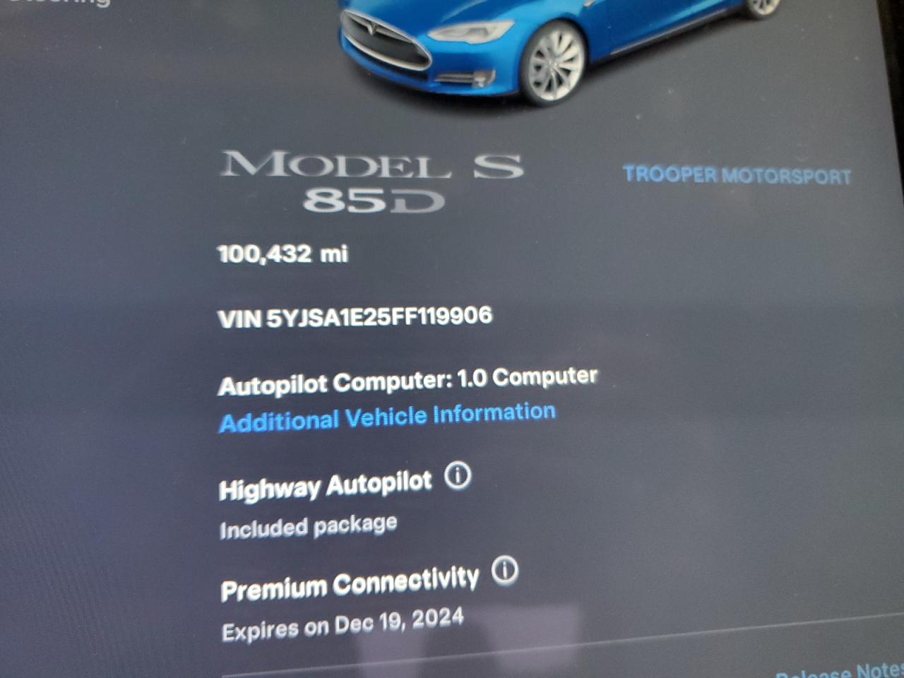 5YJSA1E25FF119906 2015 Tesla Model S