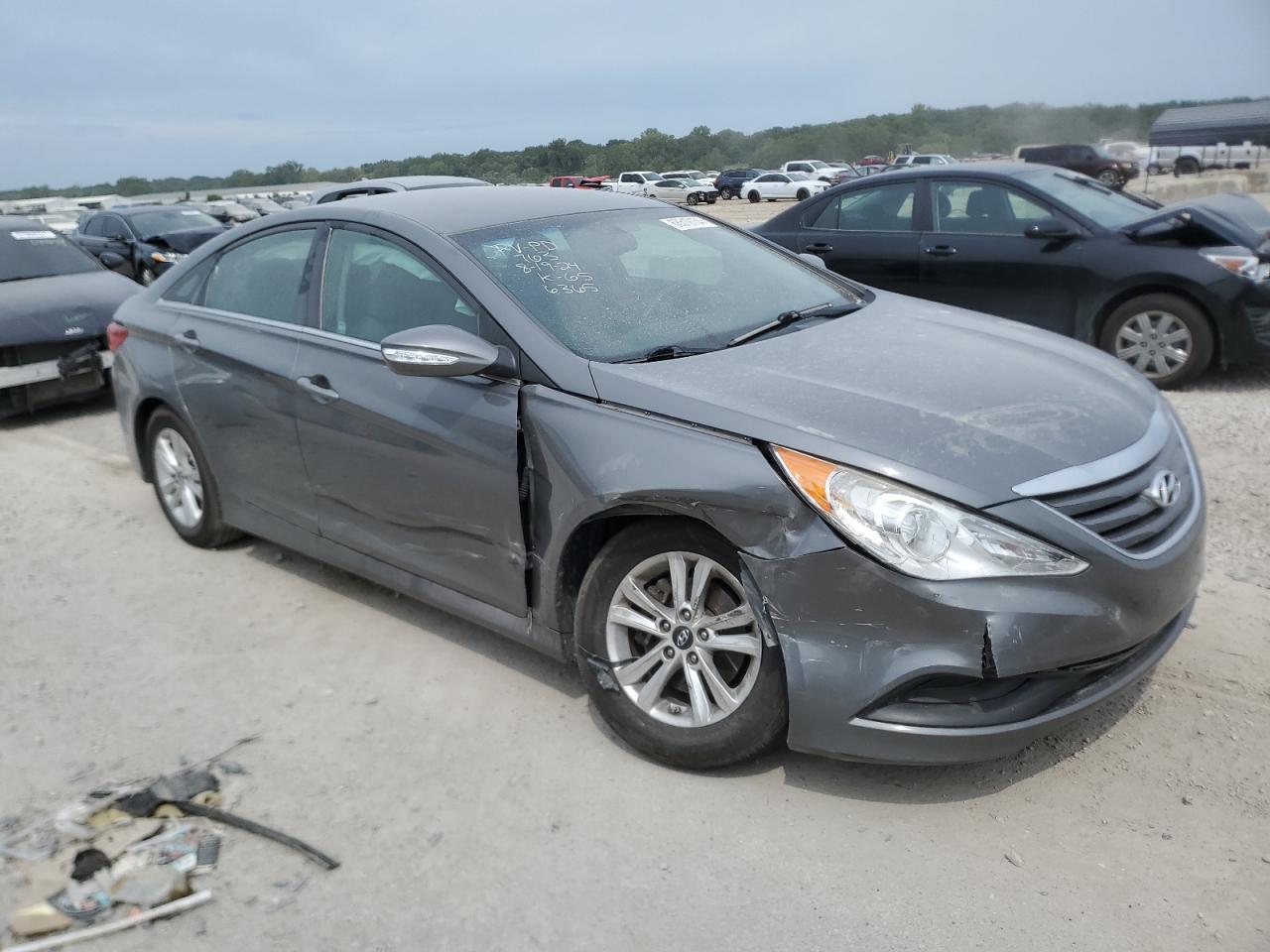 2014 Hyundai Sonata - Image 4