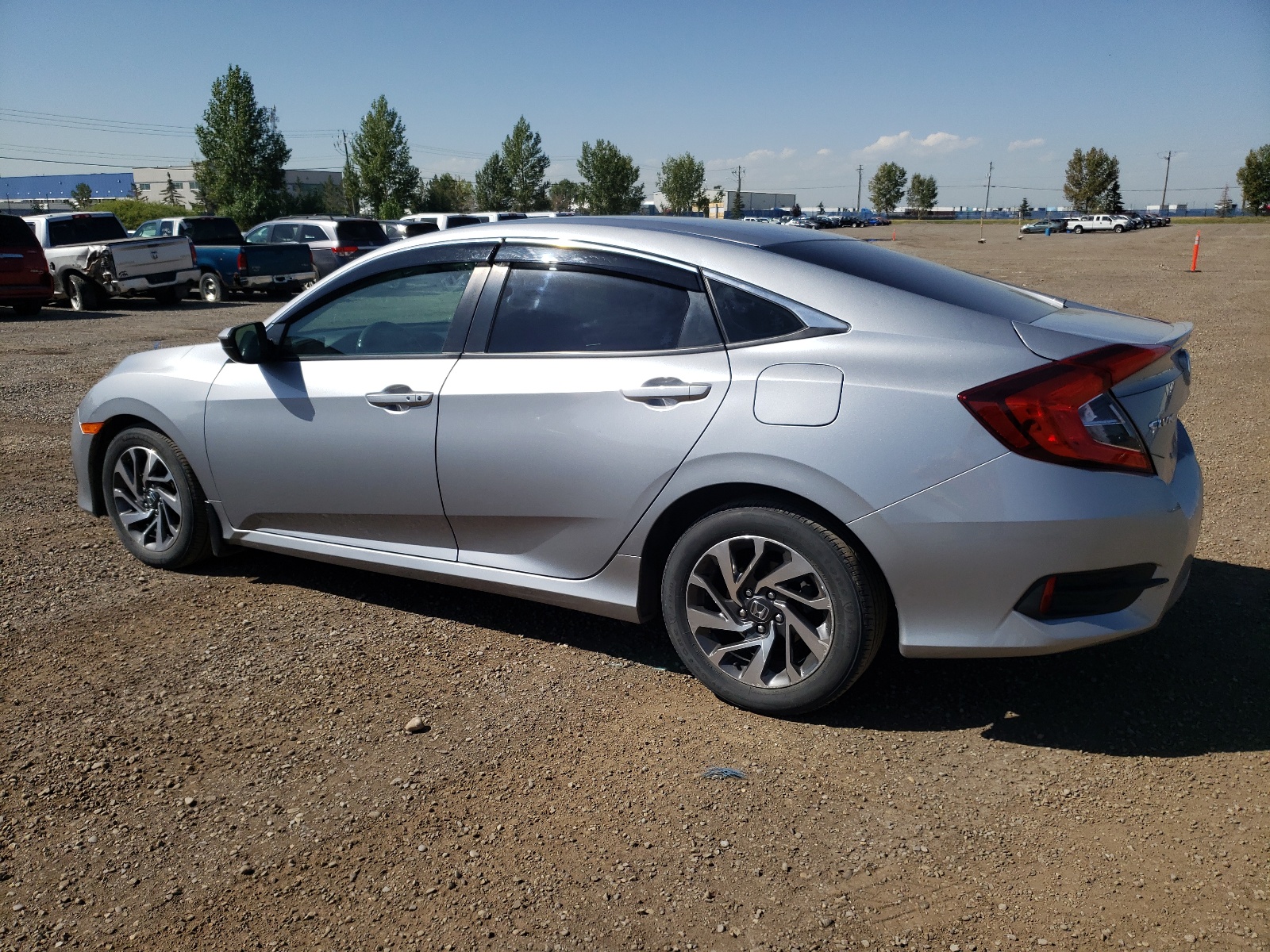 2HGFC2F62JH030513 2018 Honda Civic Lx