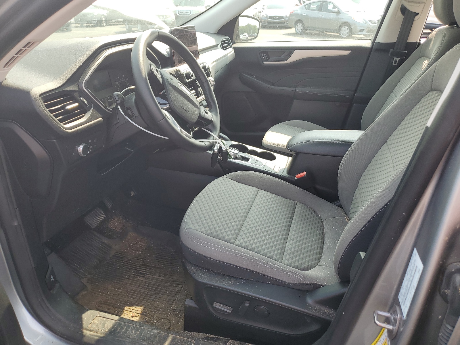 1FMCU9G62NUB08003 2022 Ford Escape Se